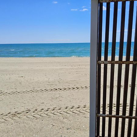 Le Bridge Barcares Clim Acces Plage Direct Parking Prive Le Barcarès Kültér fotó
